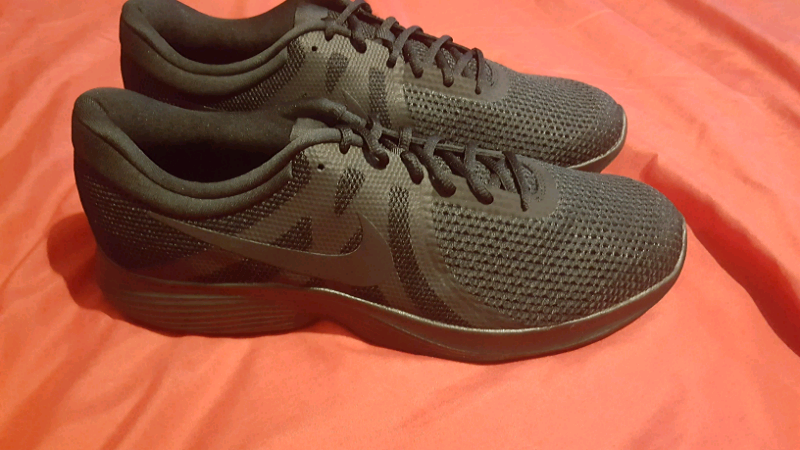 size 13 mens nike trainers